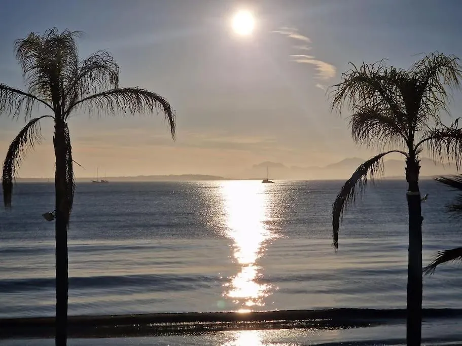 Cozy 1 Bedroom With A Seaview, Ac, Pool And Parking Antibes 0*,