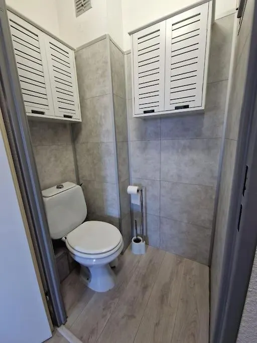 Apartment Cozy 1 Bedroom With A Seaview, Ac, Pool And Parking Antibes