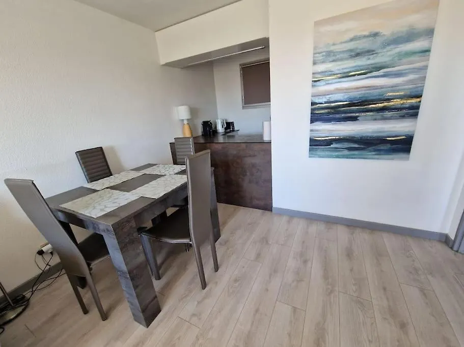 Cozy 1 Bedroom With A Seaview, Ac, Pool And Parking Antibes 0*,  France
